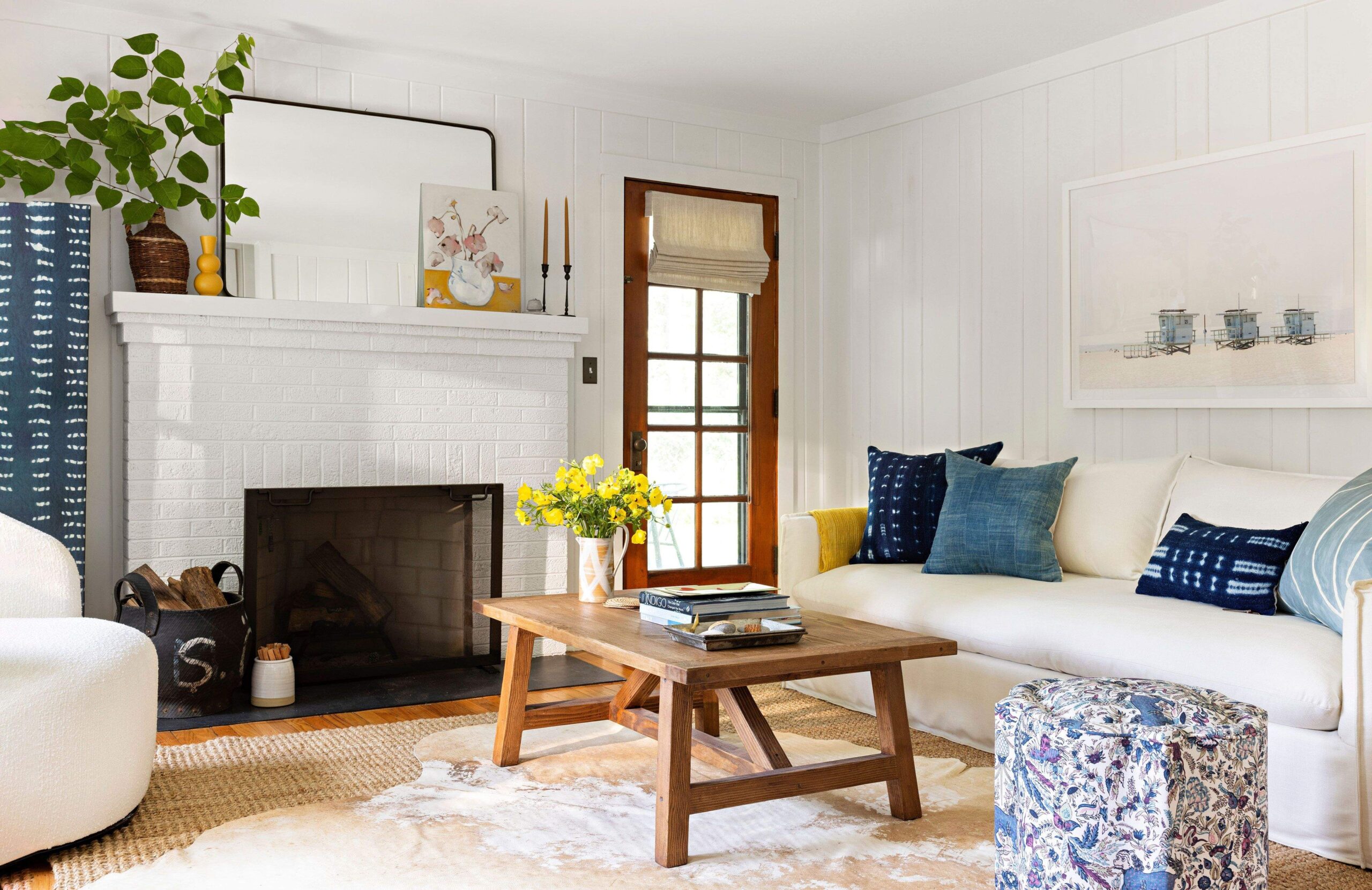 25 Laidback Coastal Living Room Ideas pertaining to Coastal Living Room Decor
